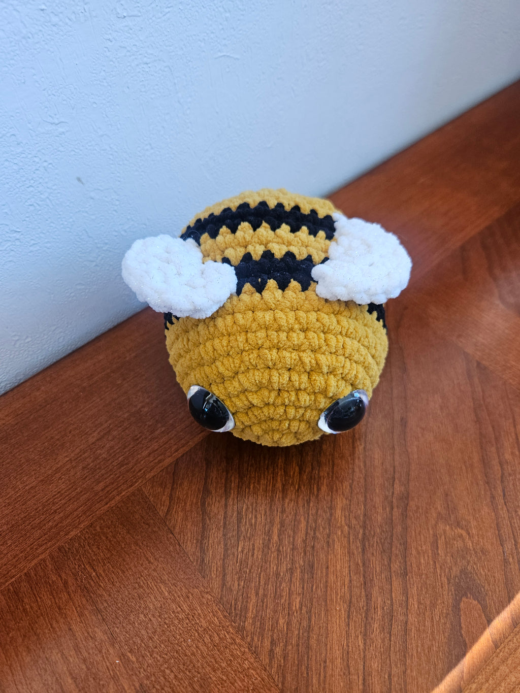 Meduim Crochet Bee