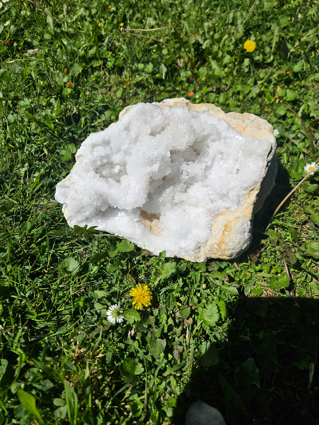 Large Quarts Geodes