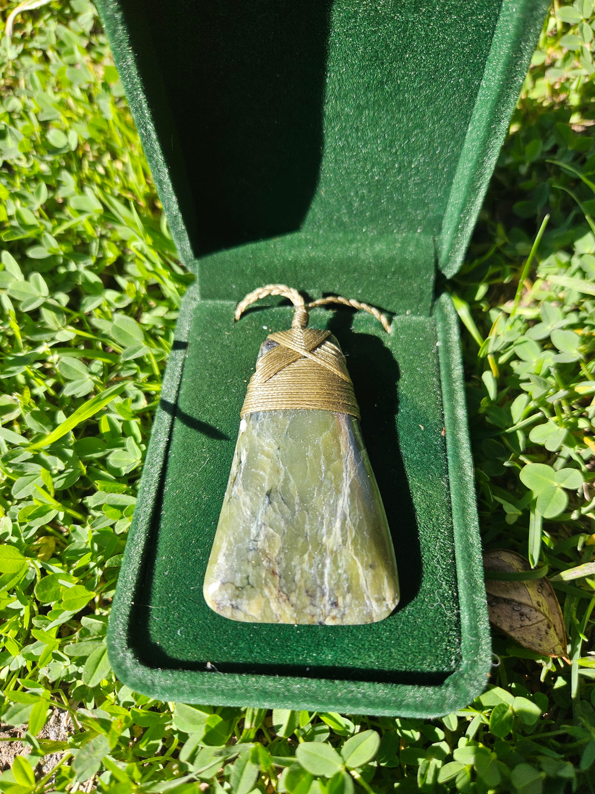 Hand-Carved NZ Pounamu Bound Toki (Adze) Pendant